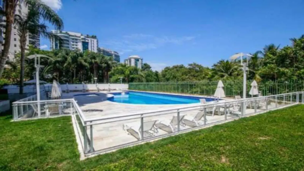 Apartamento com 2 quartos à venda, 100m2 em Rio De Janeiro - RJ - imagem 1 Foto 1 de Apartamento com 2 quartos à venda, 100m2 em Rio De Janeiro - RJ