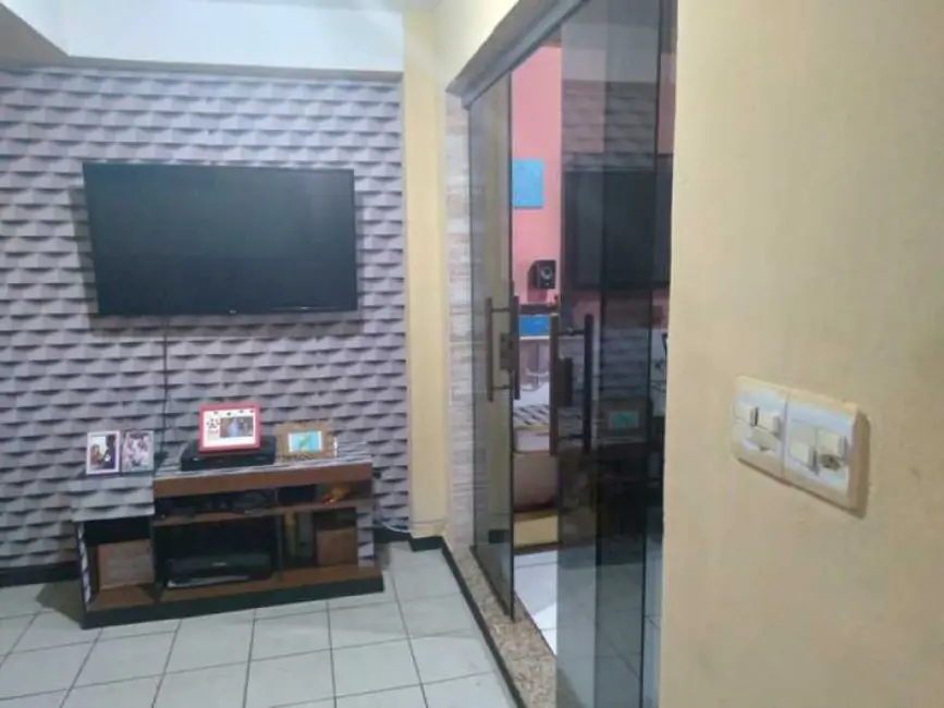 Foto 2 de Casa de Condomínio com 2 quartos à venda, 185m2 em Rio De Janeiro - RJ