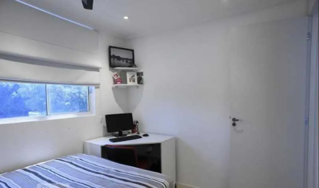 Foto 4 de Apartamento com 2 quartos à venda, 45m2 em Rio De Janeiro - RJ