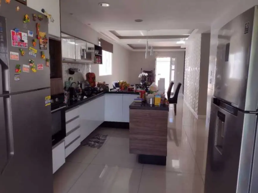 Foto 4 de Casa com 2 quartos à venda, 130m2 em Rio De Janeiro - RJ