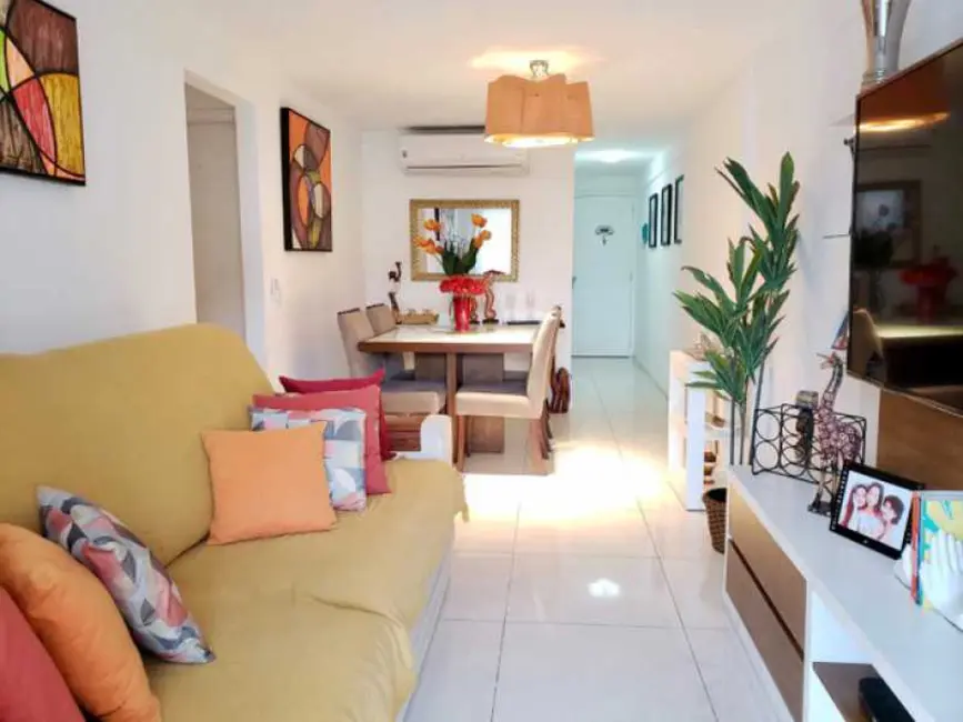 Apartamento com 3 quartos à venda, 80m2 em Rio De Janeiro - RJ - imagem 2 Foto 2 de Apartamento com 3 quartos à venda, 80m2 em Rio De Janeiro - RJ