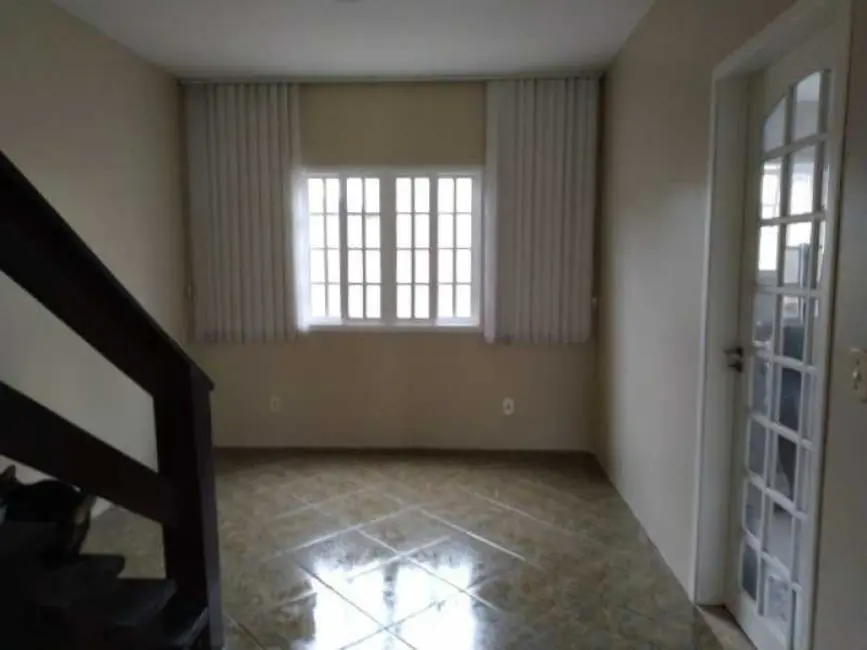 Casa de Condomínio com 3 quartos à venda, 150m2 em Rio De Janeiro - RJ - imagem 2 Foto 2 de Casa de Condomínio com 3 quartos à venda, 150m2 em Rio De Janeiro - RJ