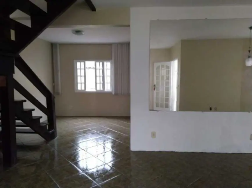 Casa de Condomínio com 3 quartos à venda, 150m2 em Rio De Janeiro - RJ - imagem 5 Foto 5 de Casa de Condomínio com 3 quartos à venda, 150m2 em Rio De Janeiro - RJ