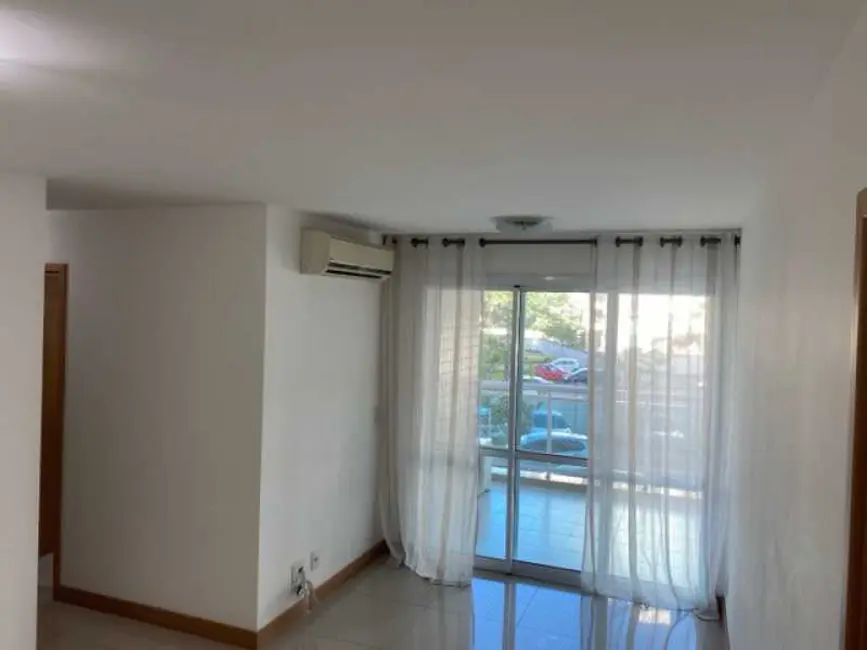 Foto 4 de Apartamento com 3 quartos à venda, 75m2 em Rio De Janeiro - RJ