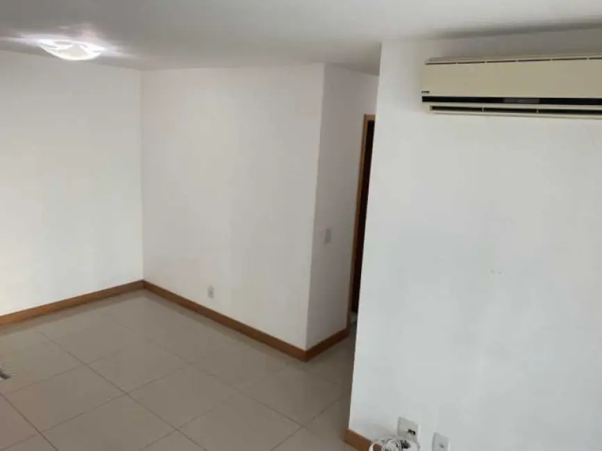 Foto 3 de Apartamento com 3 quartos à venda, 75m2 em Rio De Janeiro - RJ