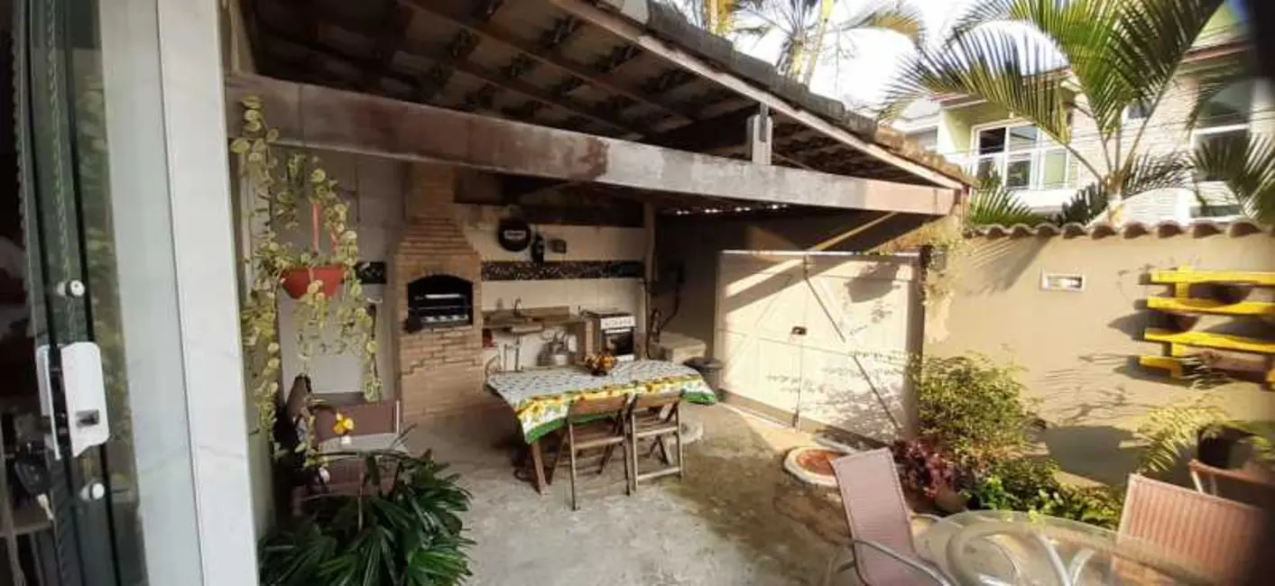 Casa de Condomínio com 3 quartos à venda, 180m2 em Rio De Janeiro - RJ - imagem 7 Foto 7 de Casa de Condomínio com 3 quartos à venda, 180m2 em Rio De Janeiro - RJ