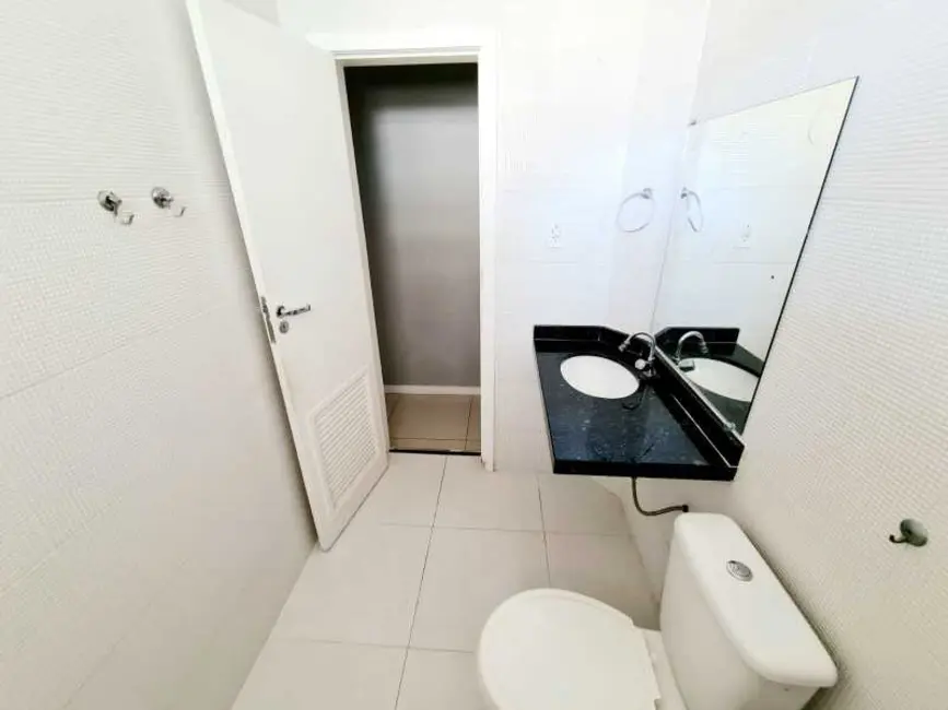 Foto 8 de Apartamento com 2 quartos à venda, 71m2 em Rio De Janeiro - RJ