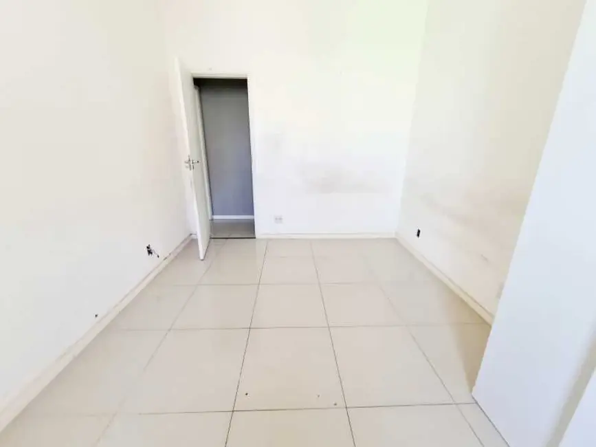 Foto 2 de Apartamento com 2 quartos à venda, 71m2 em Rio De Janeiro - RJ