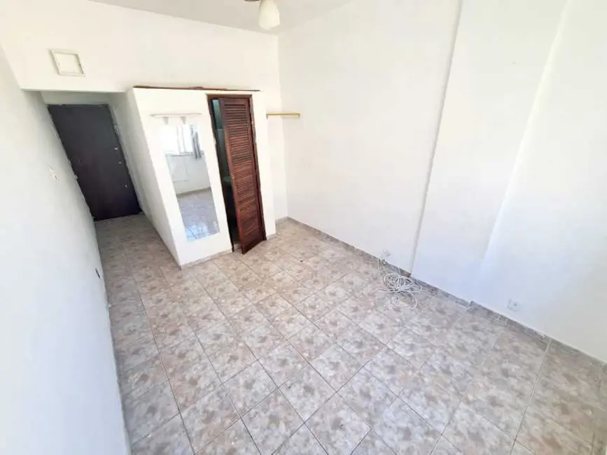 Kitnet à venda, 21m2 em Rio De Janeiro - RJ - imagem 4 Foto 4 de Kitnet à venda, 21m2 em Rio De Janeiro - RJ