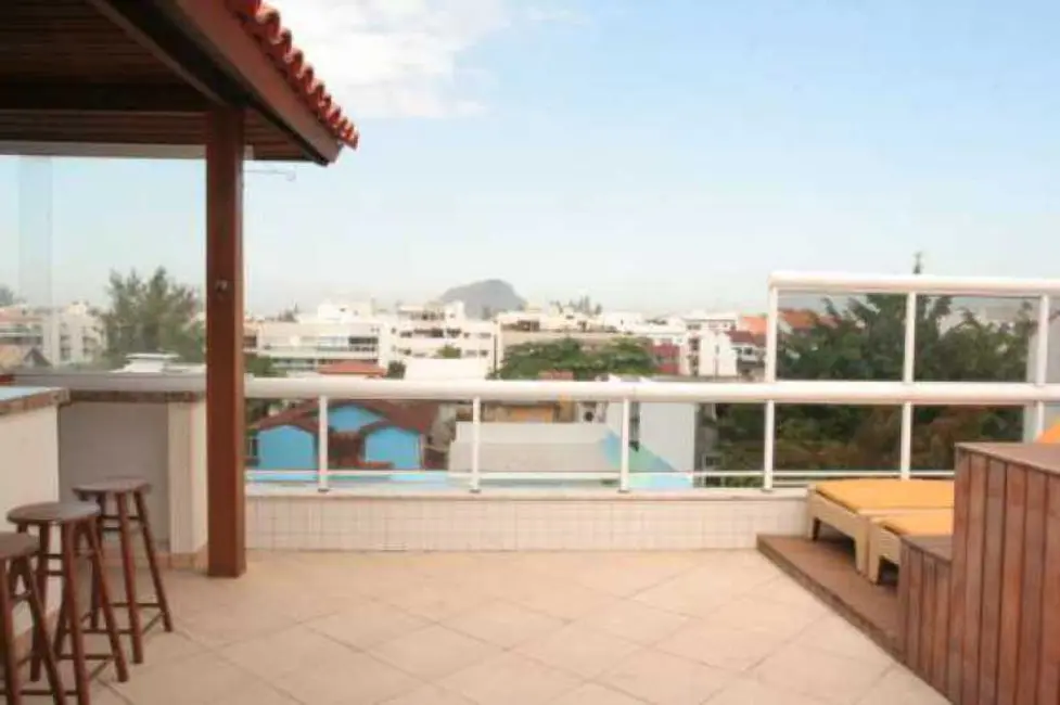 Foto 2 de Cobertura com 4 quartos à venda, 360m2 em Rio De Janeiro - RJ