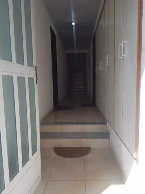 Foto 2 de Sala Comercial com 2 quartos à venda, 90m2 em Mangaratiba - RJ
