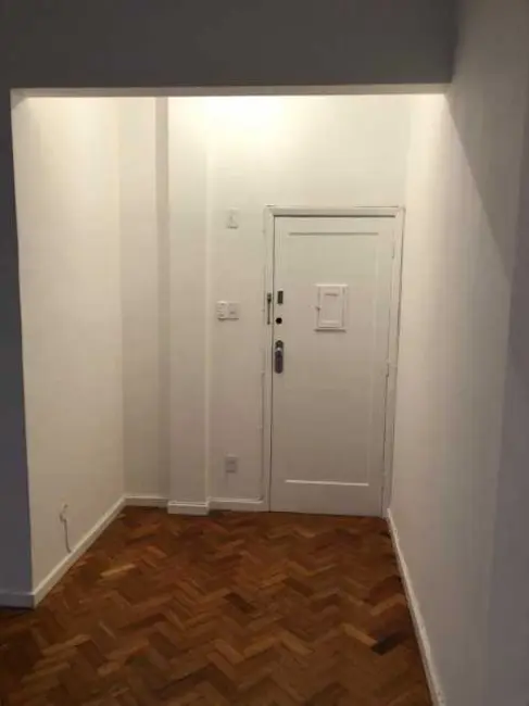 Foto 7 de Kitnet com 1 quarto à venda, 34m2 em Rio De Janeiro - RJ