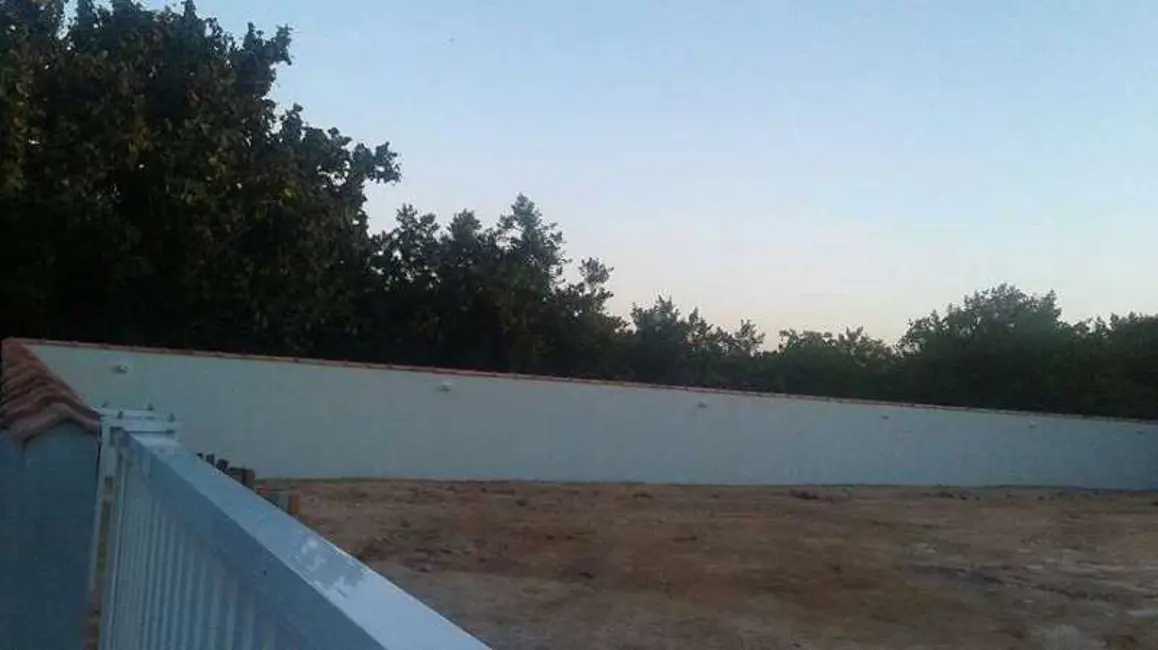 Foto 4 de Terreno / Lote à venda em Araruama - RJ