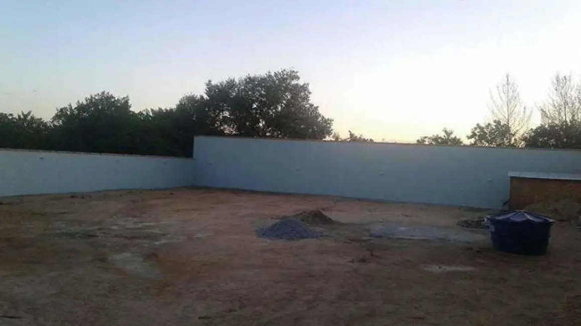 Foto 5 de Terreno / Lote à venda em Araruama - RJ