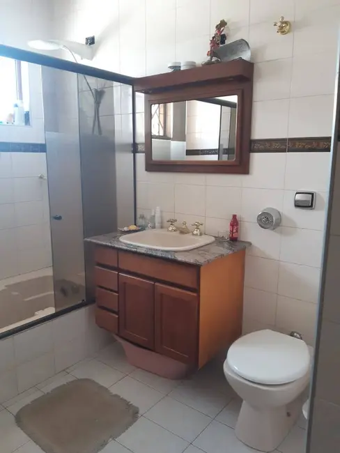 Foto 2 de Sobrado com 3 quartos à venda, 313m2 em Vila Haro, Sorocaba - SP