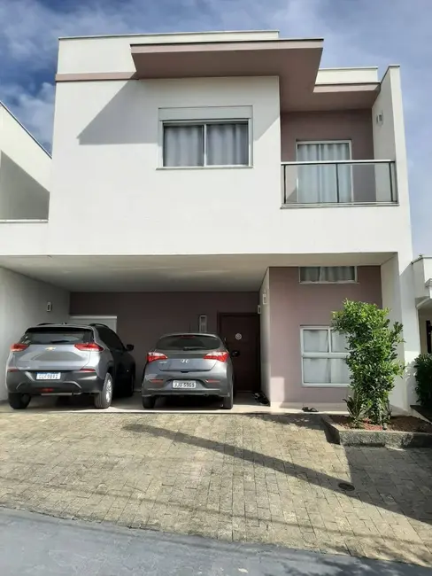 Foto 2 de Casa de Condomínio com 2 quartos à venda, 190m2 em Wanel Ville, Sorocaba - SP