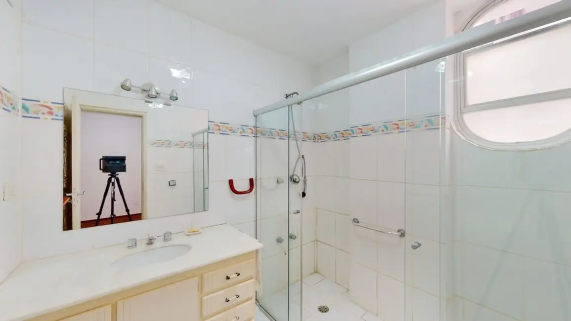 Apartamento com 3 quartos à venda, 144m2 em Itaim Bibi, São Paulo - SP - imagem 5 Foto 5 de Apartamento com 3 quartos à venda, 144m2 em Itaim Bibi, São Paulo - SP