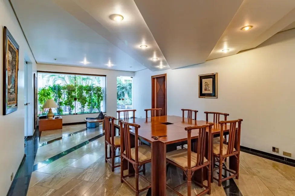 Apartamento com 3 quartos à venda, 183m2 em Aclimação, São Paulo - SP - imagem 7 Foto 7 de Apartamento com 3 quartos à venda, 183m2 em Aclimação, São Paulo - SP