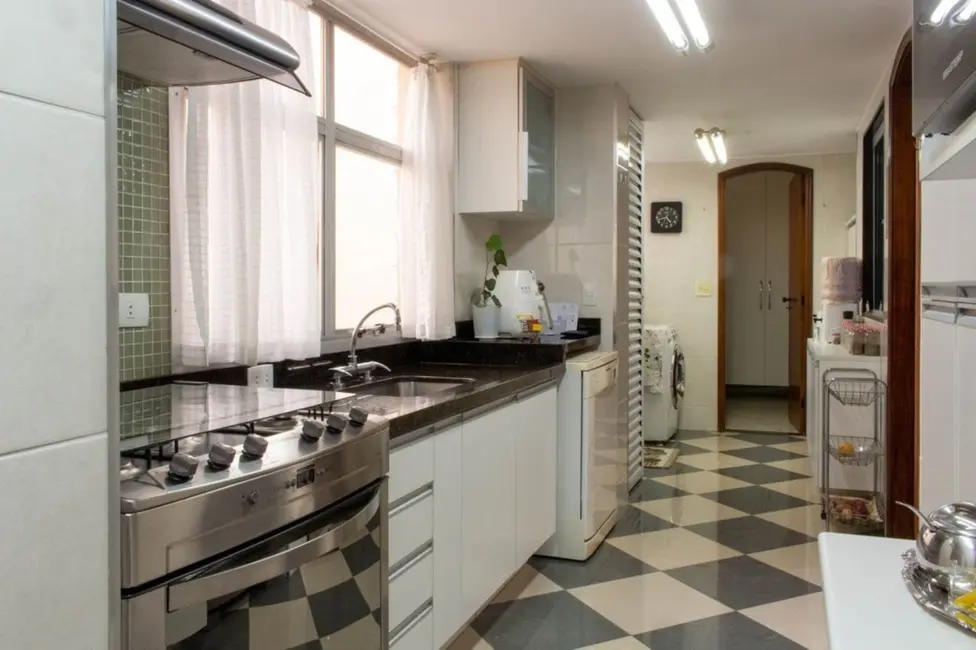 Foto 9 de Apartamento com 3 quartos à venda, 134m2 em Aclimação, São Paulo - SP