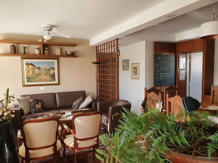 Apartamento com 3 quartos à venda, 112m2 em Moema, São Paulo - SP - imagem 5 Foto 5 de Apartamento com 3 quartos à venda, 112m2 em Moema, São Paulo - SP
