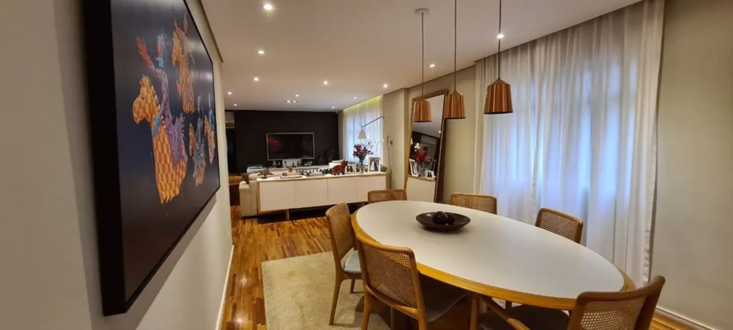 Foto 9 de Apartamento com 3 quartos à venda, 187m2 em Itaim Bibi, São Paulo - SP