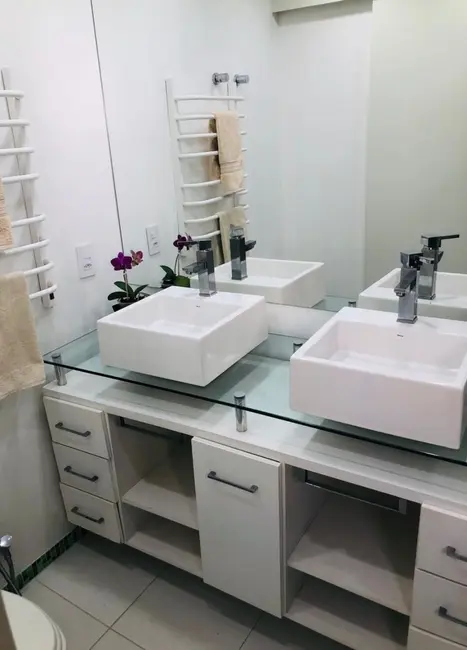 Apartamento com 3 quartos à venda, 95m2 em Moema, São Paulo - SP - imagem 5 Foto 5 de Apartamento com 3 quartos à venda, 95m2 em Moema, São Paulo - SP
