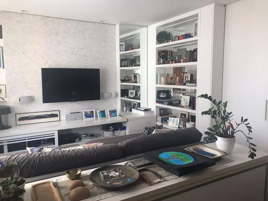 Apartamento com 3 quartos à venda, 220m2 em Bela Vista, São Paulo - SP - imagem 7 Foto 7 de Apartamento com 3 quartos à venda, 220m2 em Bela Vista, São Paulo - SP