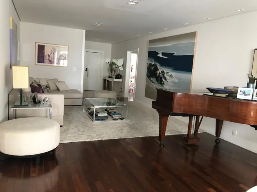 Apartamento com 3 quartos à venda, 220m2 em Bela Vista, São Paulo - SP - imagem 5 Foto 5 de Apartamento com 3 quartos à venda, 220m2 em Bela Vista, São Paulo - SP