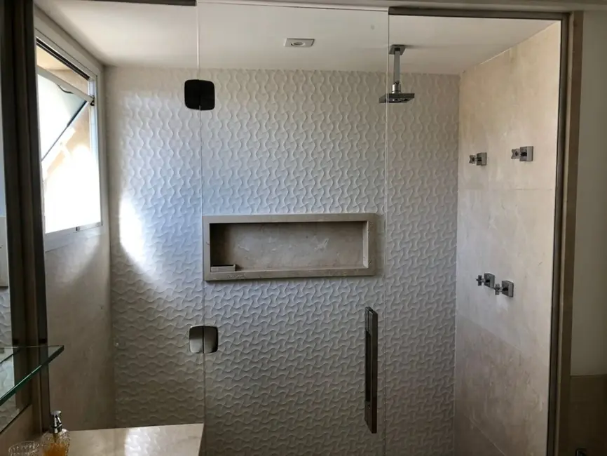 Apartamento com 3 quartos à venda, 190m2 em Higienópolis, São Paulo - SP - imagem 2 Foto 2 de Apartamento com 3 quartos à venda, 190m2 em Higienópolis, São Paulo - SP