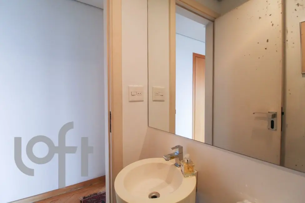 Apartamento com 3 quartos à venda, 240m2 em Vila Madalena, São Paulo - SP - imagem 4 Foto 4 de Apartamento com 3 quartos à venda, 240m2 em Vila Madalena, São Paulo - SP