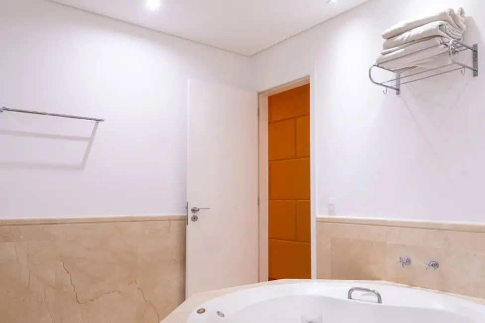 Apartamento com 4 quartos à venda, 302m2 em Moema, São Paulo - SP - imagem 4 Foto 4 de Apartamento com 4 quartos à venda, 302m2 em Moema, São Paulo - SP