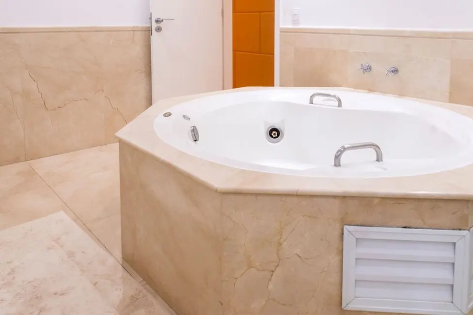 Apartamento com 4 quartos à venda, 302m2 em Moema, São Paulo - SP - imagem 3 Foto 3 de Apartamento com 4 quartos à venda, 302m2 em Moema, São Paulo - SP