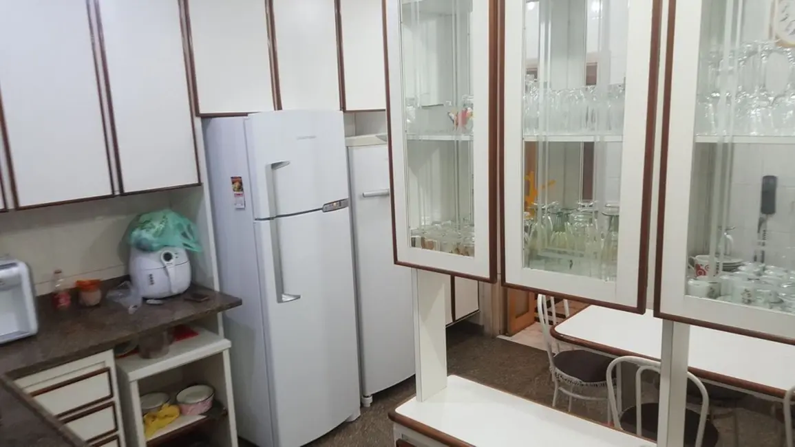 Apartamento com 4 quartos à venda, 330m2 em São Paulo - SP - imagem 4 Foto 4 de Apartamento com 4 quartos à venda, 330m2 em São Paulo - SP