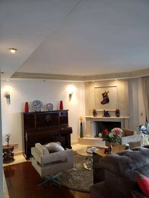 Apartamento com 4 quartos à venda, 223m2 em Moema, São Paulo - SP - imagem 9 Foto 9 de Apartamento com 4 quartos à venda, 223m2 em Moema, São Paulo - SP