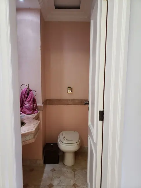 Apartamento com 4 quartos à venda, 223m2 em Moema, São Paulo - SP - imagem 5 Foto 5 de Apartamento com 4 quartos à venda, 223m2 em Moema, São Paulo - SP