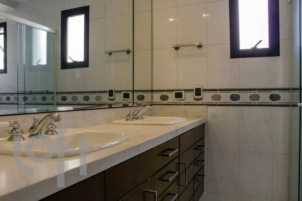 Apartamento com 4 quartos à venda, 231m2 em Moema, São Paulo - SP - imagem 6 Foto 6 de Apartamento com 4 quartos à venda, 231m2 em Moema, São Paulo - SP