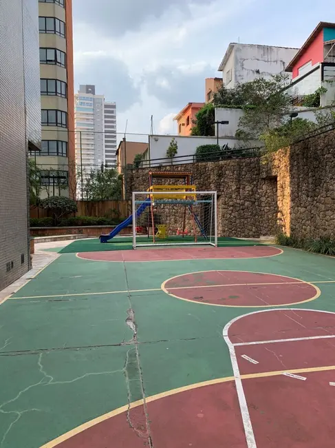 Apartamento com 4 quartos à venda, 204m2 em Aclimação, São Paulo - SP - imagem 9 Foto 9 de Apartamento com 4 quartos à venda, 204m2 em Aclimação, São Paulo - SP