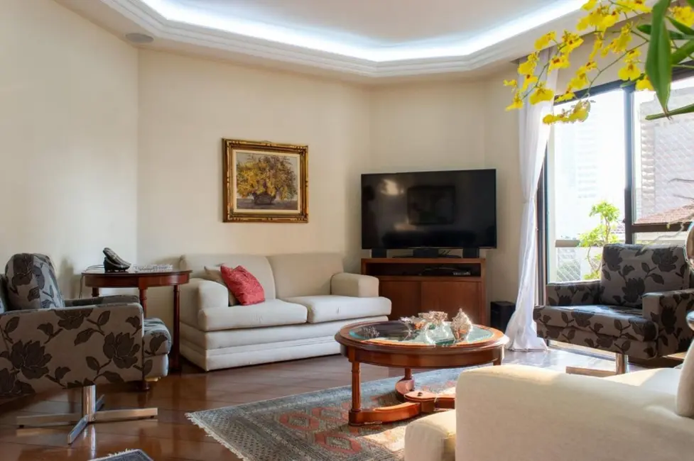 Apartamento com 3 quartos à venda, 161m2 em Aclimação, São Paulo - SP - imagem 1 Foto 1 de Apartamento com 3 quartos à venda, 161m2 em Aclimação, São Paulo - SP