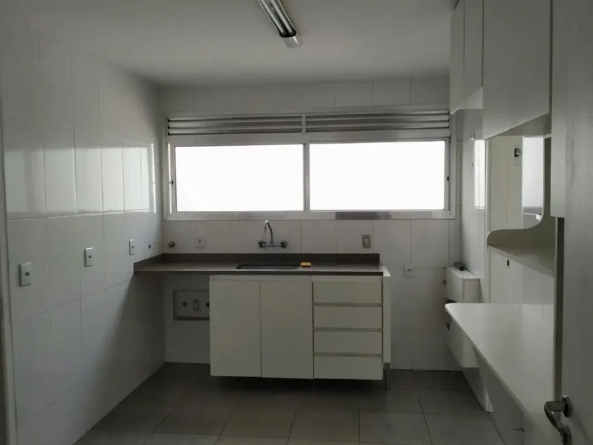 Apartamento com 4 quartos à venda, 135m2 em Perdizes, São Paulo - SP - imagem 9 Foto 9 de Apartamento com 4 quartos à venda, 135m2 em Perdizes, São Paulo - SP
