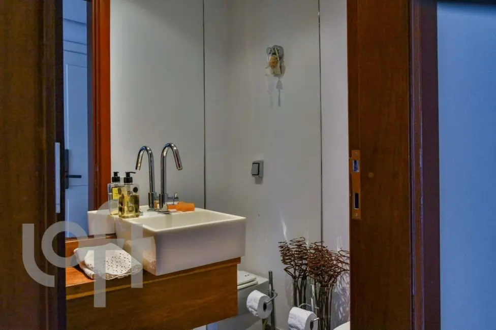 Foto 2 de Apartamento com 3 quartos à venda, 180m2 em Moema, São Paulo - SP