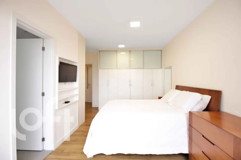 Foto 3 de Apartamento com 3 quartos à venda, 206m2 em São Paulo - SP