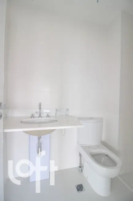 Apartamento com 2 quartos à venda, 74m2 em Aclimação, São Paulo - SP - imagem 3 Foto 3 de Apartamento com 2 quartos à venda, 74m2 em Aclimação, São Paulo - SP