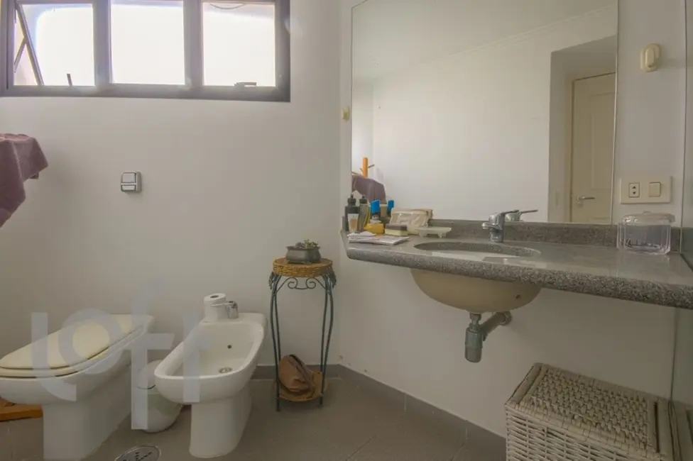 Foto 5 de Apartamento com 3 quartos à venda, 239m2 em Itaim Bibi, São Paulo - SP