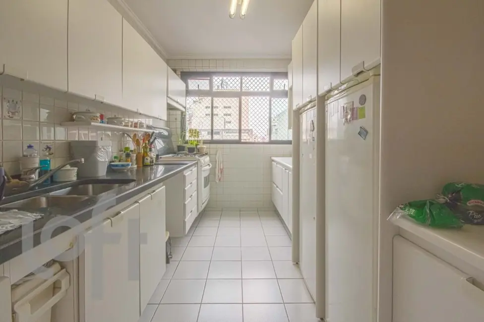 Foto 8 de Apartamento com 3 quartos à venda, 239m2 em Itaim Bibi, São Paulo - SP
