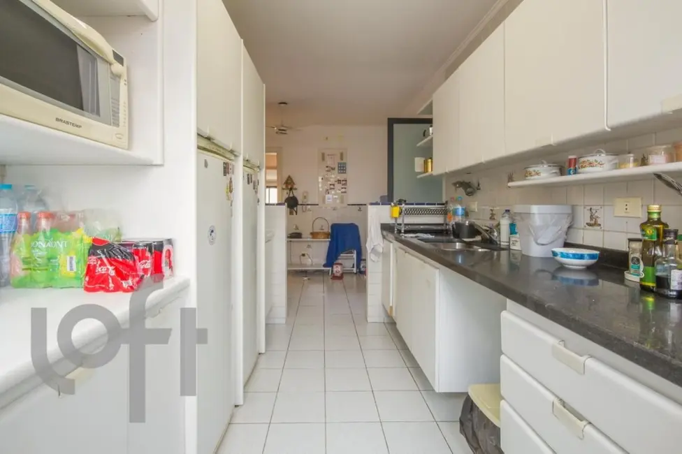 Foto 9 de Apartamento com 3 quartos à venda, 239m2 em Itaim Bibi, São Paulo - SP