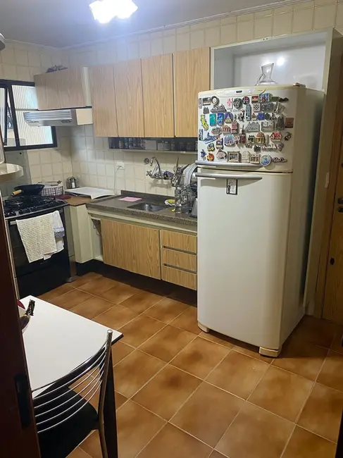 Apartamento com 3 quartos à venda, 95m2 em Aclimação, São Paulo - SP - imagem 6 Foto 6 de Apartamento com 3 quartos à venda, 95m2 em Aclimação, São Paulo - SP