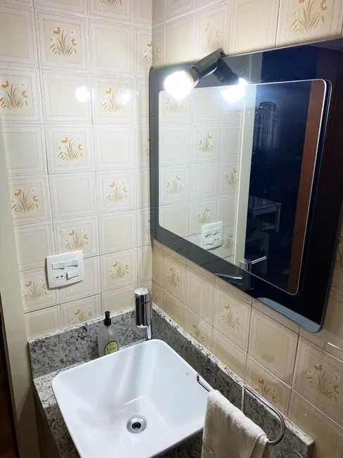 Apartamento com 3 quartos à venda, 95m2 em Aclimação, São Paulo - SP - imagem 3 Foto 3 de Apartamento com 3 quartos à venda, 95m2 em Aclimação, São Paulo - SP