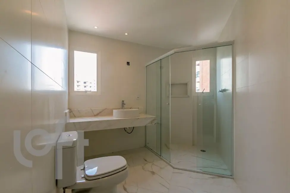 Foto 3 de Apartamento com 3 quartos à venda, 135m2 em Aclimação, São Paulo - SP