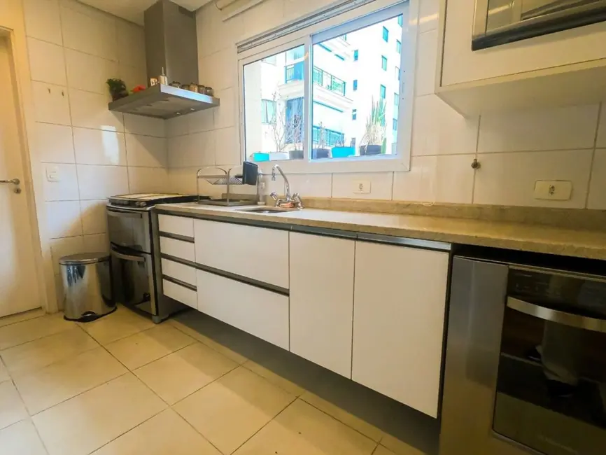 Foto 3 de Apartamento com 3 quartos à venda, 158m2 em Vila Olímpia, São Paulo - SP