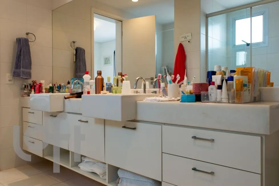 Apartamento com 3 quartos à venda, 167m2 em Sumaré, São Paulo - SP - imagem 5 Foto 5 de Apartamento com 3 quartos à venda, 167m2 em Sumaré, São Paulo - SP